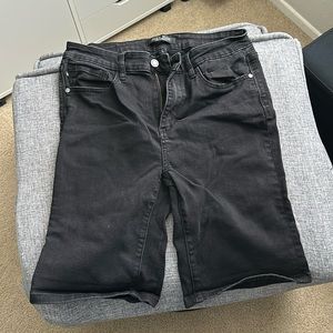 Judy Blue Bermuda Shorts